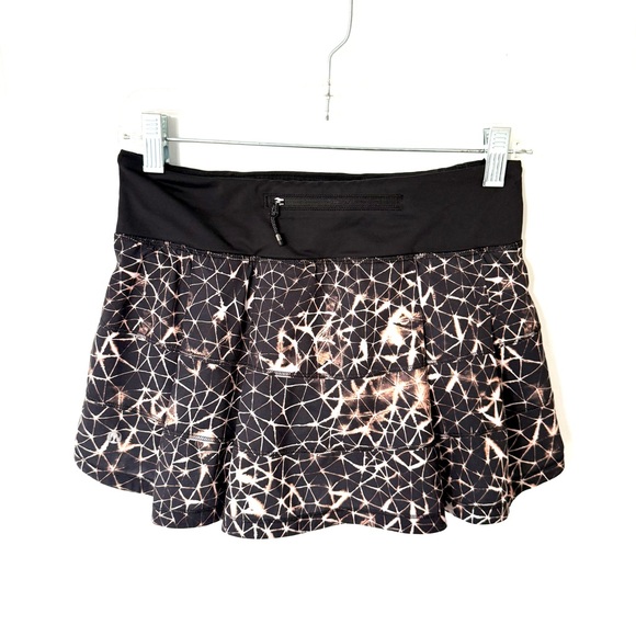 lululemon athletica Pants - Lululemon Pace Rival Skirt II *4-way Stretch (Regular) Sugar Crush Multi / Black